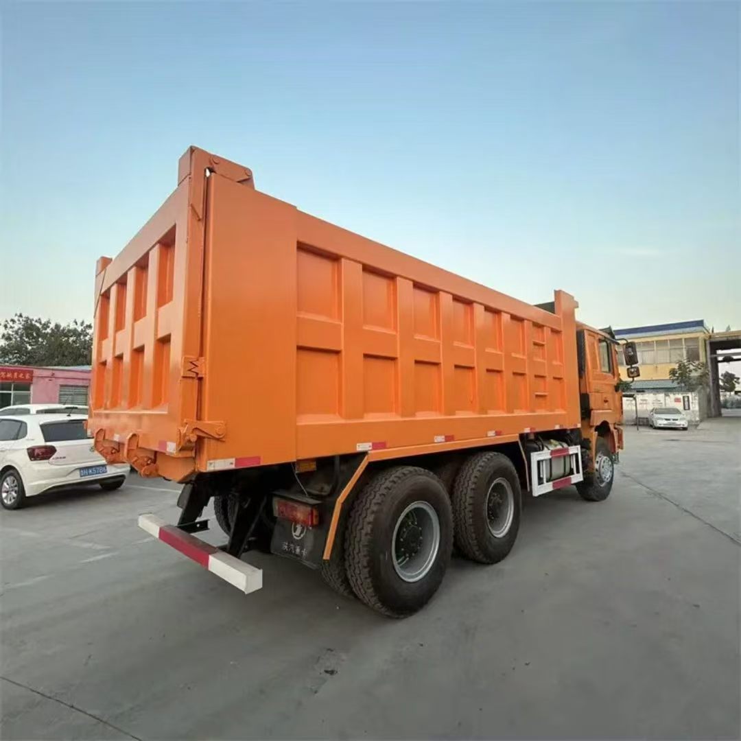 SHACMAN 6*4 DUMP TRUCK - Image 5
